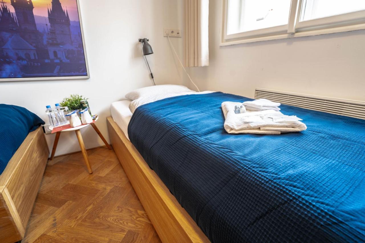Apart Otel Old Town Square Suites